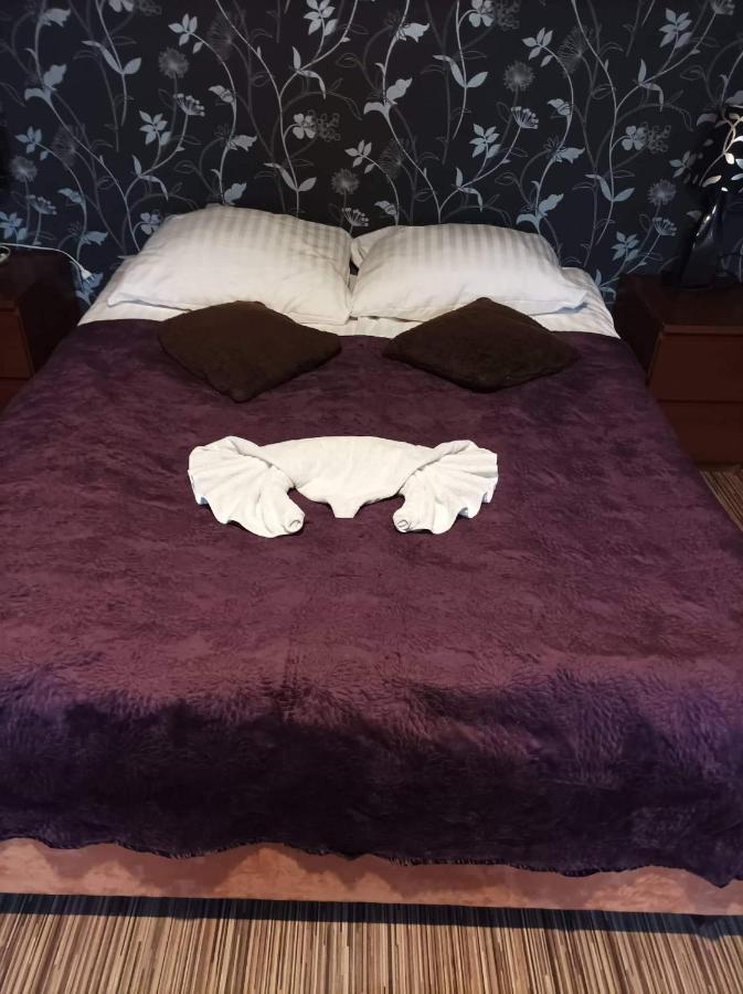 Karczma Michelle Hotel Jankowice  Ngoại thất bức ảnh