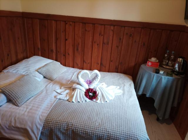 Karczma Michelle Hotel Jankowice  Ngoại thất bức ảnh