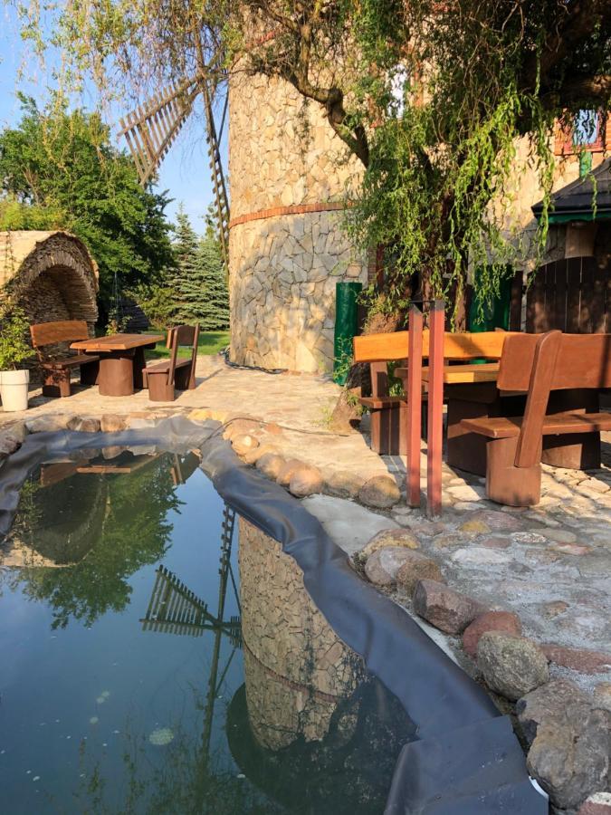 Karczma Michelle Hotel Jankowice  Ngoại thất bức ảnh